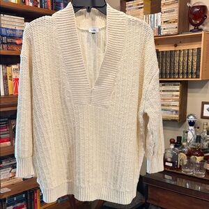 CAbi #6233 Croquet Pullover Ivory V-Neck Sweater